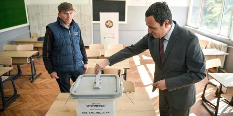 Kurti: Sot është ditë e demokracisë në Vetëvendosje