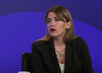 Albulena Haxhiu merr besimin të jetë kryetare e Gruas në Vetëvendosje