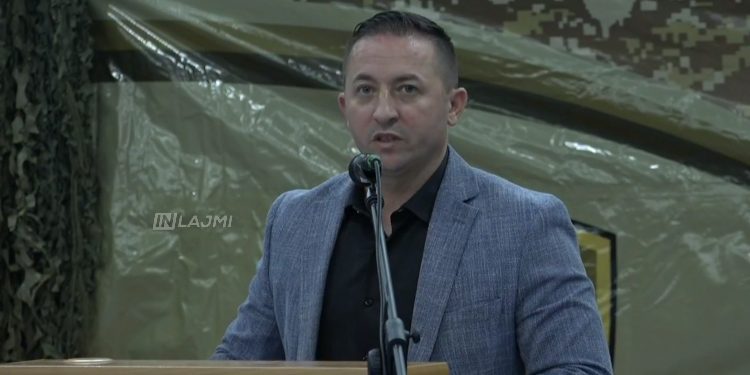 Mehaj u kërkon kadetëve të rinj ta mësojnë historinë e popullit të Kosovës