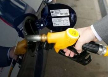 Ministria e Industrisë, cakton çmimin e derivateve për 24 orët e ardhshme në Kosovë!