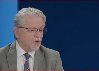 Gorani-Ramabajës: Kur e kanë ndërmend që Vetëvendosje t’i fusin në burg hajnat?!