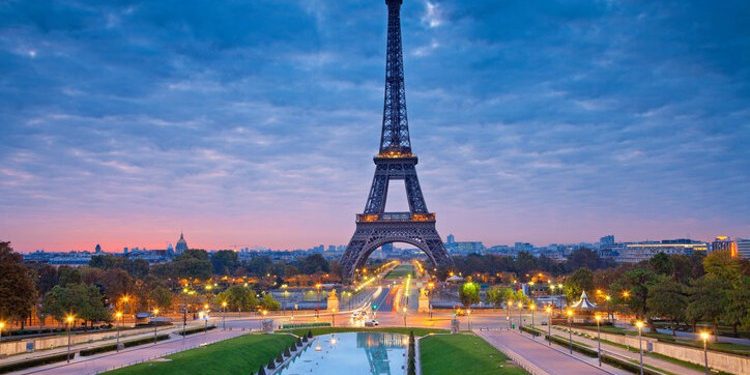 Ky është hapi që mori Franca për të kursyer energji për dimër