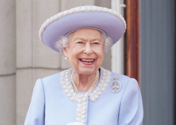 Mësoni arsyet e vërteta pse Mbretëresha Elizabeth kishte një lëkurë kaq të bukur