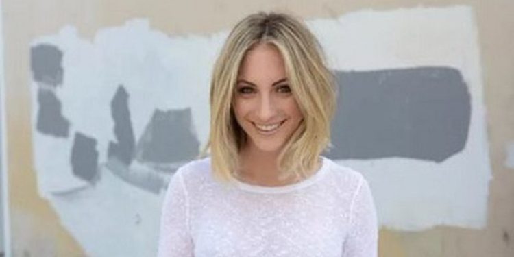 Do të dukeni disa vite më e re, ky është modeli i flokëve për këtë sezon