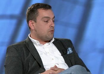 Analisti politik: Takimi ishte urgjent, Rama i dha Kurtit informacione të ndjeshme