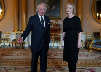 Të 2 të rinjë në detyrë, Truss takon mbretin Charles III