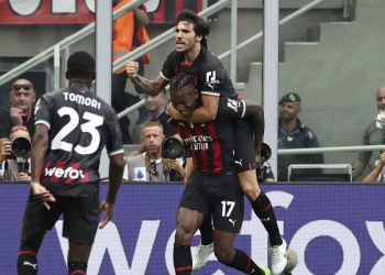 Milan bëhet fitues i derbit të Mandoninës