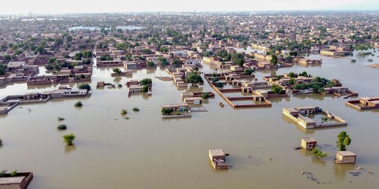Gjendje e vështirë në Pakistan, familjet në ankth, pasi nuk kanë vend ku të strehohen