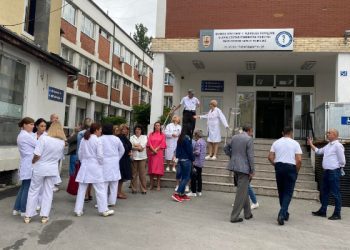 Protestojnë punëtorët e QKMF-së në Prishtinë për mosekzekutimin e pagave