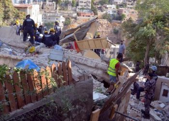 Humbin jetën 12 persona nga shembja e një ndërtese në Aman të Jordanisë