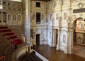 A e dini se ku ndodhet teatri më i vjetër në botë?