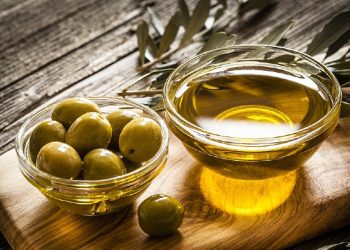 Mos ”guxoni” të përdorni vajin e ullirit për këto 3 gjëra