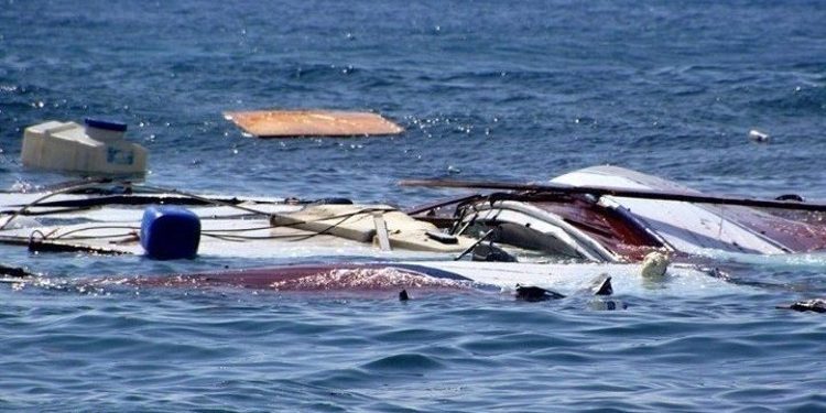 Humbin jetën 6 emigrantë nga përmbytja e varkës në Turqi