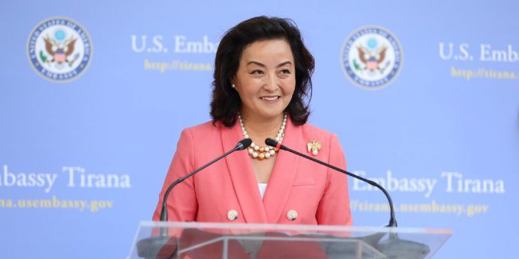 Yuri Kim: Amerika nuk do ta harrojë kurrë besnikërinë e Shqipërisë
