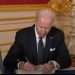 Presidenti Biden shkruan ngushëllime në librin e zisë për Elizabeta II