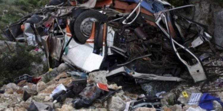 18 vjet nga tragjedia e Malishevës ku humbën jetën 15 maturantë në Fushë Arrëz të Pukës