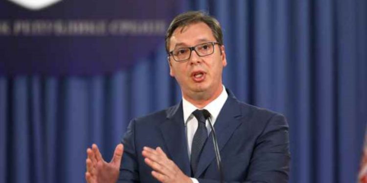 Vuçiq flet për “partneritet strategjik biznesi” me SHBA-në pas takimit me delegacioni amerikan