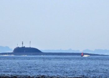 Rusia vë në lëvizje nëndetësen bërthamore