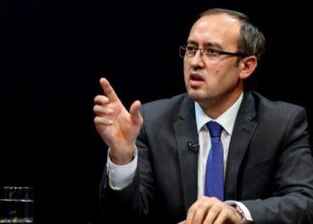 Hoti-Kurtit: Mos refuzoni mbështetjen, ndryshe lironi zyrat e ta ruajmë miqësinë me SHBA-të
