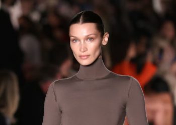 “Konturimi i faqeve”, ky është truku që përdor Bella Hadid për t’u dukur bukur