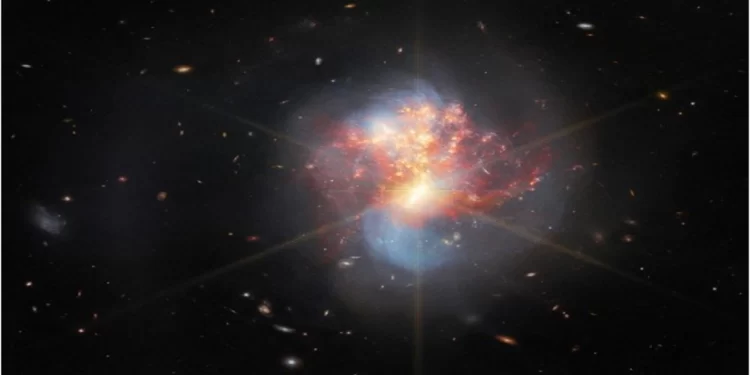 Përplasje galaktikash, fotoja e re mahnitëse e realizuar nga teleskopi