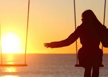 Si të eliminoni distancën emocionale në marrëdhënien tuaj?!