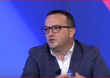 Hashani- Qeverisë: Nuk ka rritje të numrit të punësuarve