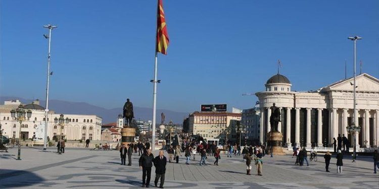 Maqedonia e Veriut kërkon ndihmë nga Bullgaria për përballen me krizën energjetike