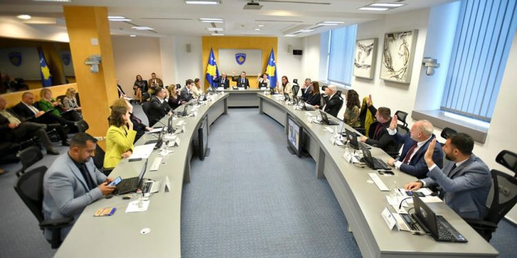 Molliqaj për Qeverinë: Çfarë trillesh do të na thurin për Asociacionin?!