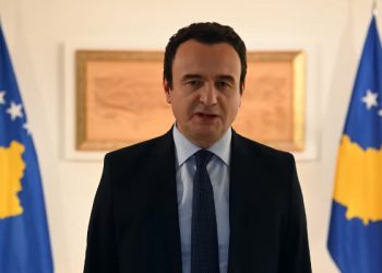 Kurti udhëton për në Bruksel për t`u takuar me Vuçiqin