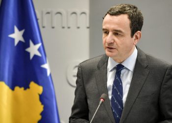 Kurti për sulmin në Turqi: Lutjet tona janë me familjet e atyre që humbën jetën