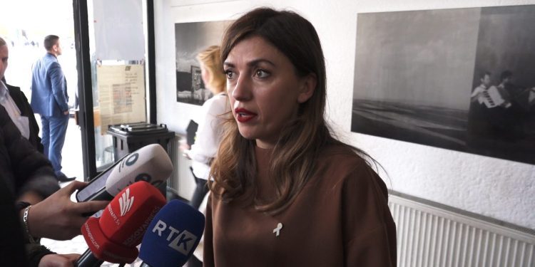 Nuk pranon kritikat, Haxhiu: Gjithmonë do të kërkoj hetim ndaj të korruptuarve