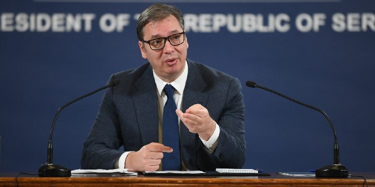 Vuçiq: Serbia është e gatshme për kompromise që për synim kanë paqen