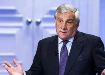 Ministri italian bisedon me Kurtin the Vuçiqin, u bën thirrje që të mos marrin veprime të njëanshme