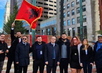 Hoti: Presidentët amerikanë gjithmonë e kanë mbrojtur Kosovën dhe Shqipërinë