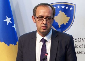 Hoti: Qeveria e Kosovës nuk ka pasur asnjëherë opozitë më mbështetëse