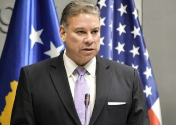 Escobar: Të gjitha palët duhet të ndërmarrin hapa për uljen e tensioneve