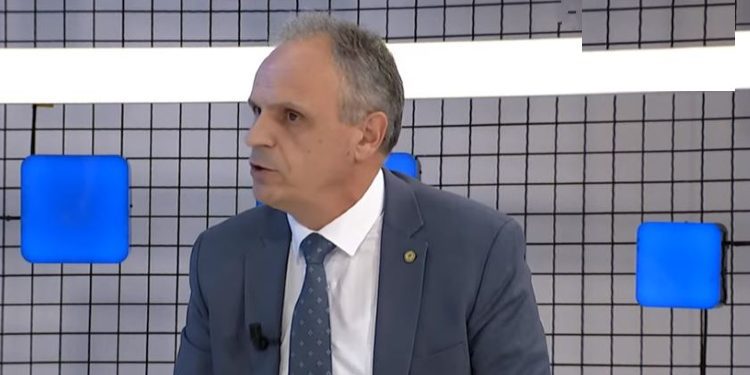 Ish Rektori Sahiti: Kam dyshime për shkarkimin tim