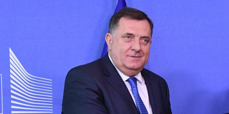 Dodik “qortohet” nga SHBA-ja: Nuk do ti tolerojmë retorikën secesioniste e kërcënimet