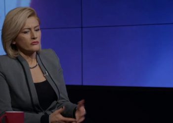 Kusari: Serbët me lot në sy kanë nënshkruar dorëheqjen nga vendet e punës