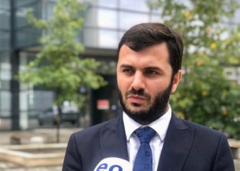 Avokati Damati: Ulja e pagave nga Qveria për gjyqësorin është e padrejtë