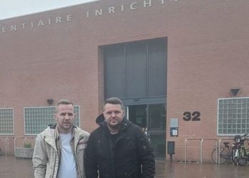 I biri i Hysni Gucatit nga Haga përcjell urimet e krerëve të UÇK-së për 28 nëntorit!