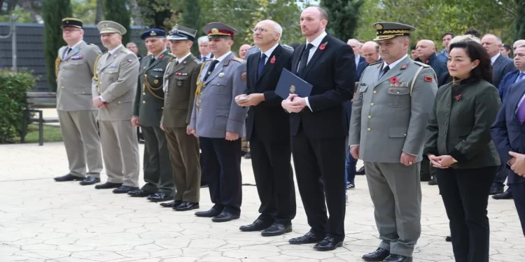 Përkujtohen britanikët e vrarë në Shqipëri gjatë Luftës Dytë Botërore