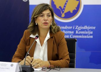 Serbët me plan për “bllokimin” e zgjedhjeve në veri, çfarë parashikon ish kryetarja e KQZ-së