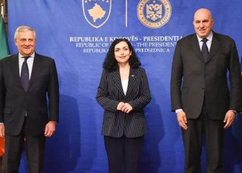 Osmani kryediplomatit italian: Kosova është gjithmonë e gatshme për zgjidhje të pranueshme për targat