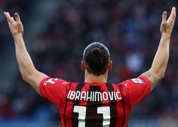 Çfarë thotë Ibrahimoviq për Rooney e Ronaldon?