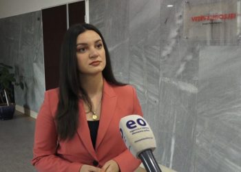 Deputetja Statovci: Presidentja Osmani po ua zbardhë fytyrën edhe atyre që e shajnë