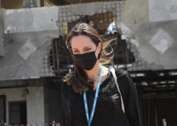 Pse Angelina Jolie u largua nga UNHCR?