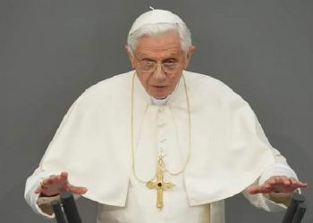 Linderët botërorë të pikëlluar për vdekjen e Papa Benedik XVI