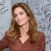 Modelja Cindy Crawford është 56 vjeçe, por duket shumë e re në moshë